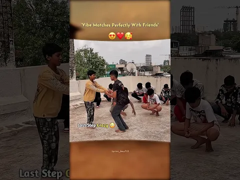 Bheegi Bheegi Palkein Meri Udaas || Boy's Dance || WhatsApp (Lyrics) Dance Status