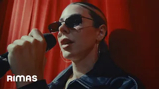 Corina Smith - aquí seremos 2 (Video Oficial) | menos triste más mami