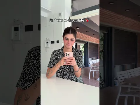 Él ama el chocolate…😂
