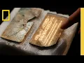 Download Lagu Dr. Kathleen Martinez Discovers the Foundation Plates | Cleopatra's Final Secret | Nat Geo