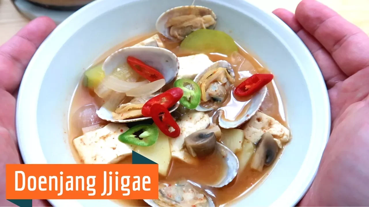 Making Classic Doenjang Jjigae