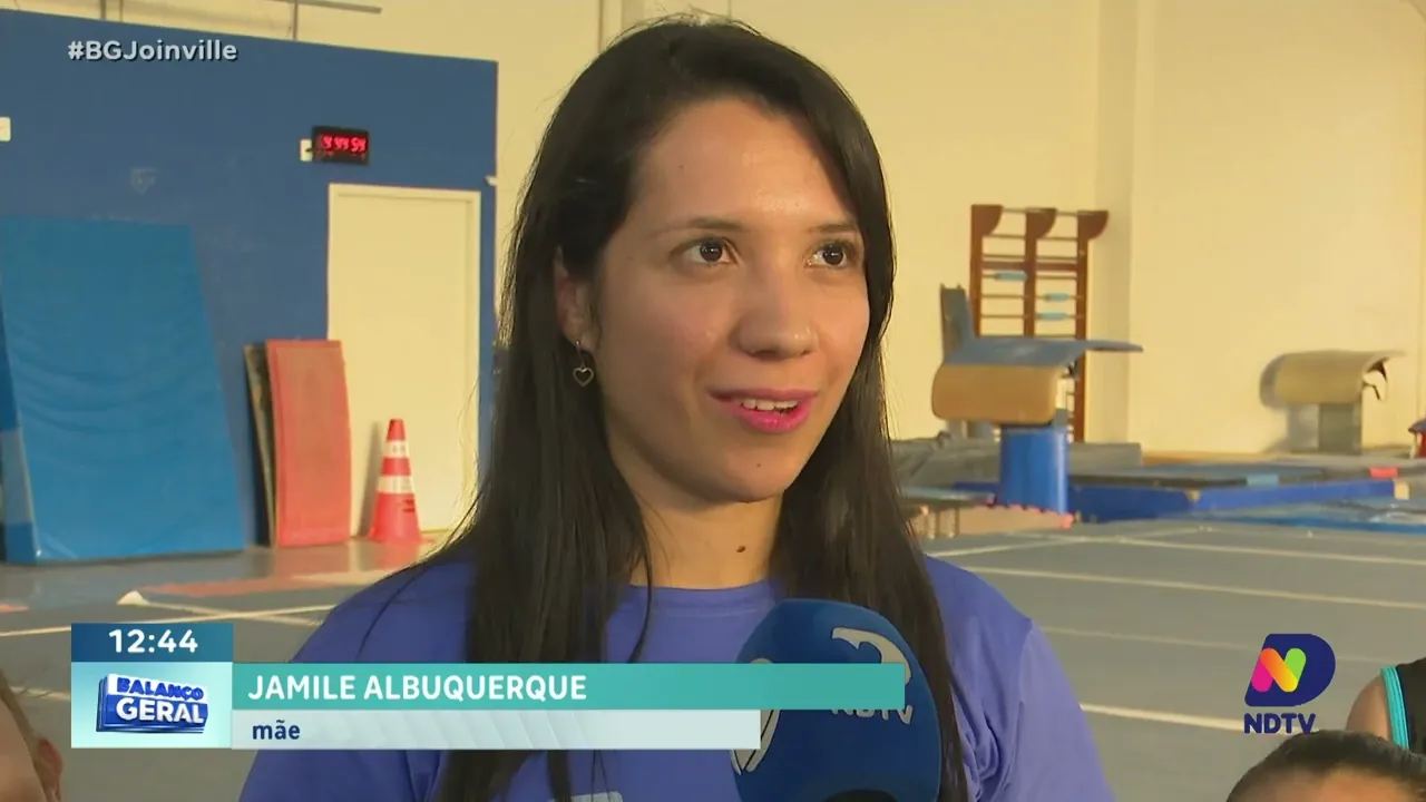 Ginastas de Joinville fazem ações para arrecadar recursos para Campeonato Brasileiro