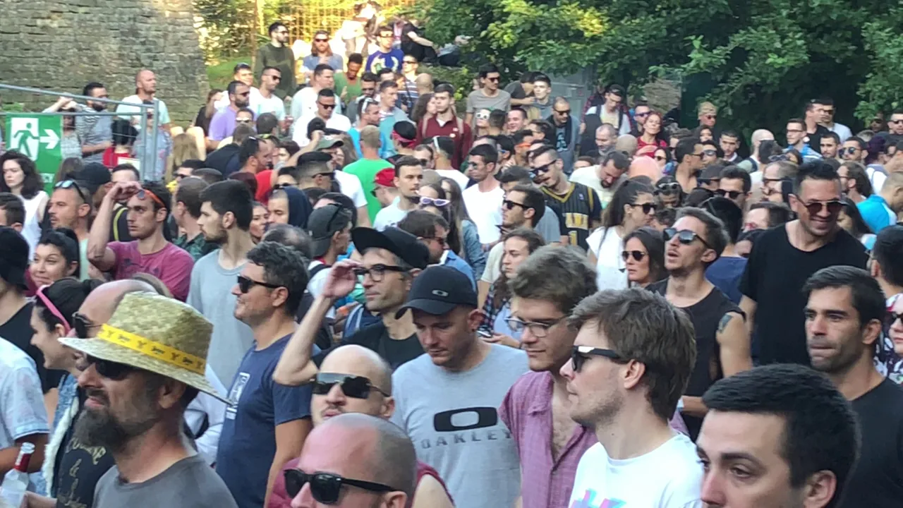 [4K] RED AXES drops "You're So Special (Gerd Janson Remix)" @NSNS Exit 2018 by Grotto