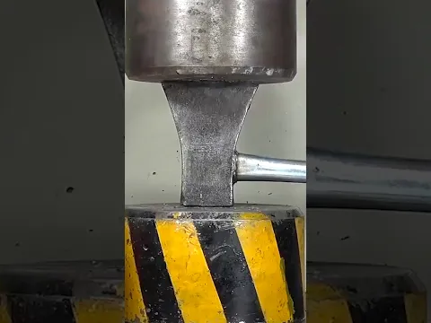 Hydraulic Press vs Axe! The result is incredible.
