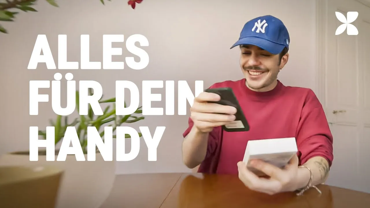 Apfelkiste — Apfelkiste — Unboxing and Office Interaction (YouTube video ad)