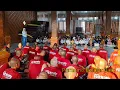 Download Lagu HEBAT SEKALI 100 ADIK YATIM DAN PIATU DUDUK BARENG TIDAK TAKUT DENGAN 250 PASIEN PAK PURNOMO.