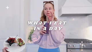High Protein Vegan Meals from a Personal Trainer: What I Eat in a Day!