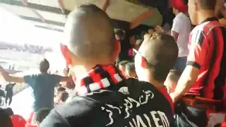 جمهور اتحاد العاصمة يقصف جمهور مولودية وهران بأغنية رائعة في ملعب بولوغين 