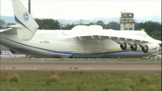 Aeronave Russa Maior Avião Do Mundo Pousa Em São Paulo 
