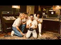 Lagu Freddie Mercury's HEARTBREAKING Pause in the Studio — Then the Recording Revealed the Truth
