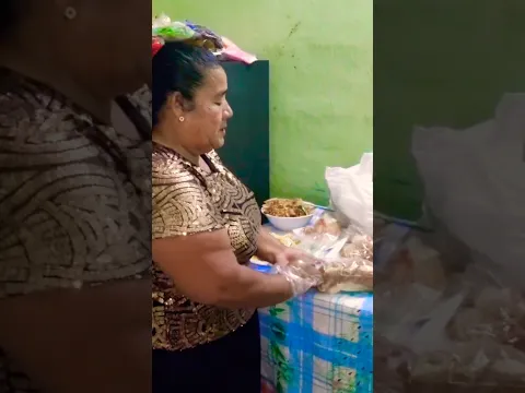 Tanchito preparando sus pancitos para el refrigerio #viral #reel #fypシ  #dance