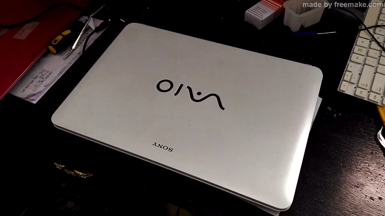 Cara Mengganti Keyboard Laptop Sony Vaio E Series. 
