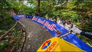POV: Mind-Blowing Urban Downhill Run Through the City Streets