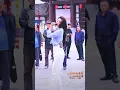 Download Lagu (Flower Guardian) Peipei sings to interact with fans in Handan Hubei