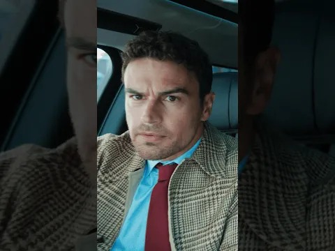 Un caballero nunca pierde los modales. La temporada 2 de #TheGentlemen ya está disponible.