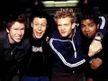 Sum 41- Fat Lip