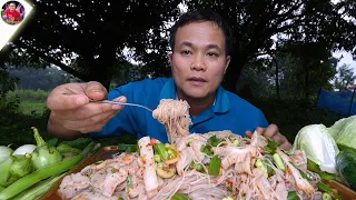 ตำซั่วข้าวปุ้นสะไบนาง หมุนติ้วๆ เต็มปากล้นคำเหนียวๆ แซ่บๆ จ้วดๆ คัก