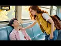 Download Lagu A Beauty Saved A College Boy's Life On The Bus, Unexpectedly He Fell For Her When He Woke Up! 💗