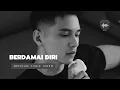 Download Lagu Martin Juanda - Berdamai Diri (Official Lyric Video)