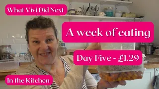 Download In the Kitchen: A Week of Eating: Day five - £1.29 MP3