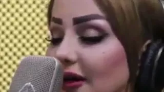 الصاحب الي يخون بصاحبة ماله صاحب 