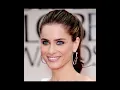 Amanda Peet s Stunning Bikini Moments You Can t Miss