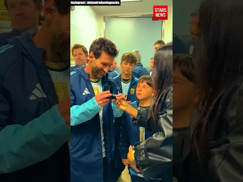 Lionel Messi Receives 4 Special Gifts From CONMEBOL President! 🐐🏆