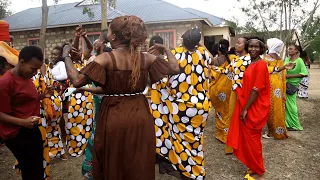 chilibasi chili chile perfomance in vichungwani kaya international live wedding bango songs