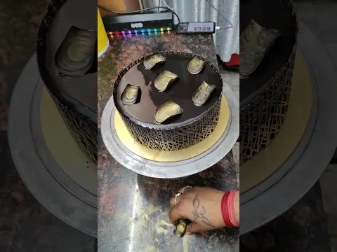 Kya apne kabhi banya hai is type ka cake #cake #nonflowers #baking