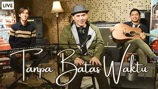 Download Ade Govinda feat Fadly - Tanpa Batas Waktu | feat Raffael Ricky MP3