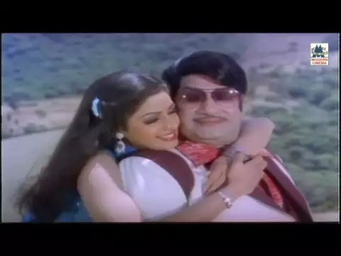 Vaarthai Naanadi Kannamma - YouTube