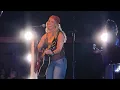 Avery Anna - it's just rainin' - Live STARLAND