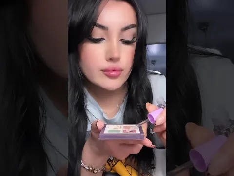 Lipgloss Tutorial 💄 #fyp #hacks #foryou #trending #beautycare #makeup #makeup #lipistichack