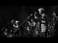 เขาชื่ออะไร + มือที่ไร้ไออุ่น & ซบที่อกฉัน - CLASH live at Octoguz