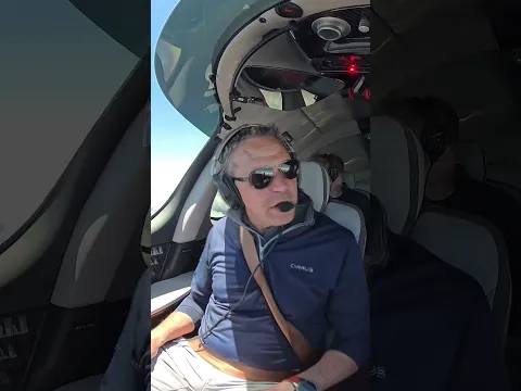 Jay Takes the Controls of the Cirrus Vision Jet