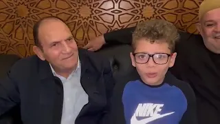 طفل يقلد الشيخ نعينع في حضوره   انبهار الشيخ   دندنها