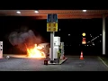 Download Lagu Auto vliegt in brand onder tankstation de Middelaar - Amersfoort 12 01 2020