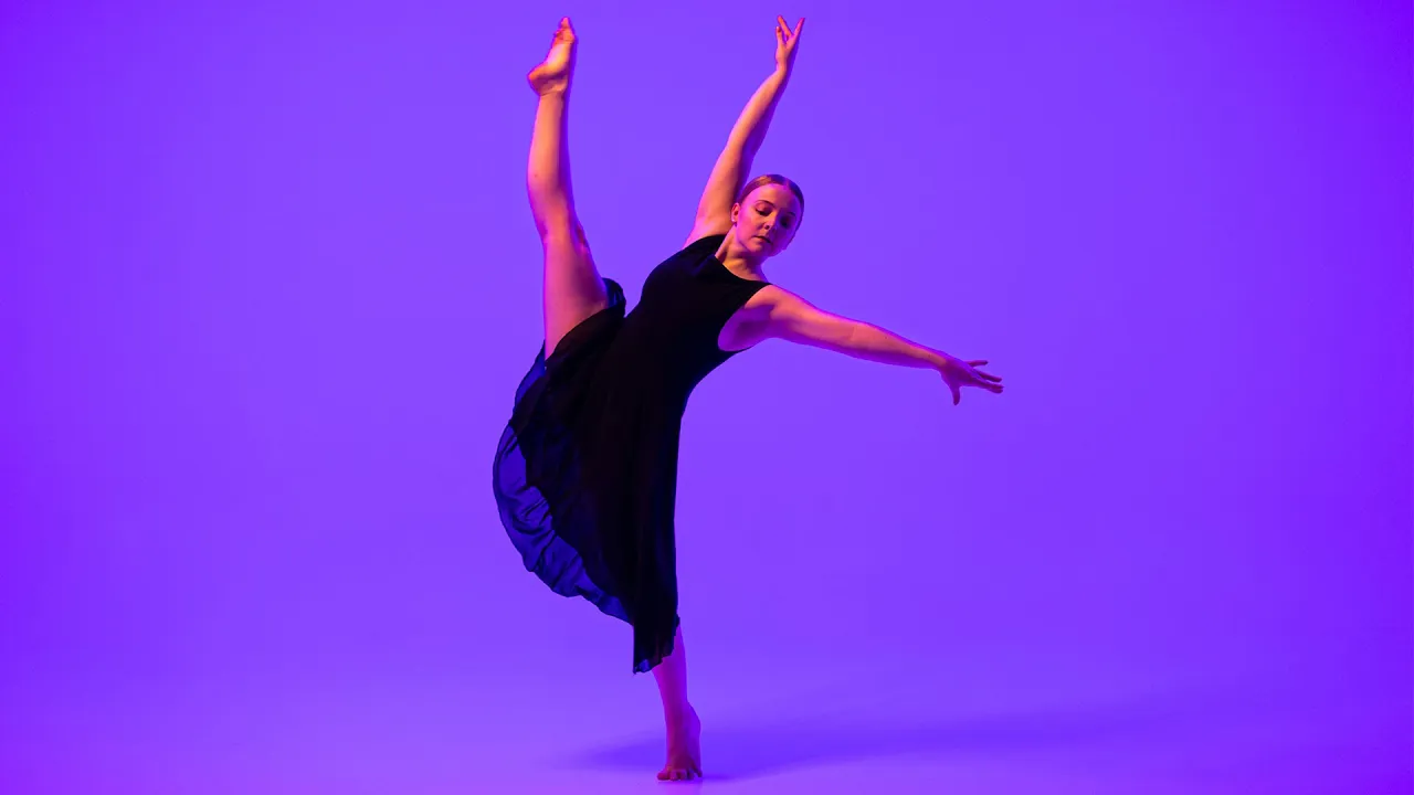 Lina Maly - Als du gingst - Acrobatic Dance Choreography by Felice Aguilar | DDC Entertainment Lina Maly - Als du gingst - Acrobatic Dance Choreography by Felice Aguilar | DDC Entertainment