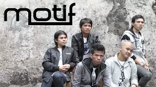 Download Motif Band Ft. Zzati Malaysia - Tuhan Jagakan Dia (Live Acoustic) MP3