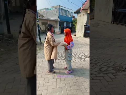 TANGANNYA NYANGKUT DI DOMPET #shorts