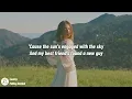 Laufey - Falling Behind (Lyrics)