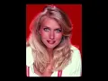 Donna Dixon s Bold New Photos Break the Internet - Fans Can t Stop Talking