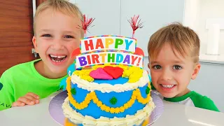 طبخ فلاد ونيكي في عيد ميلاد أمي   مجموعة فيديو للأطفال دندنها