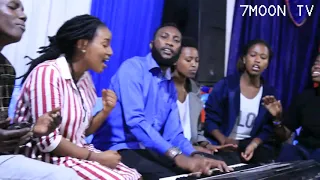 wanyikorereye umusaraba covered by sauti ya malaika