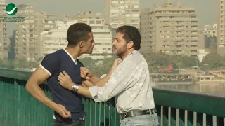 اللي بيغضب عليه ربه بيسلط عليه عبده شوف  محمد رمضان عمل ايه لما شاف اخته ماشيه مع واحد دندنها