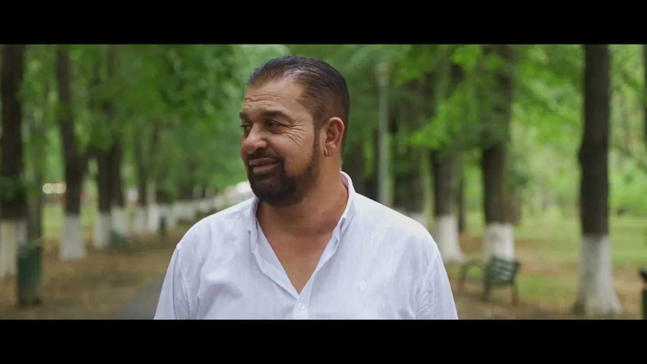 Gioni din Ferentari - Ce mult imi iubesc baiatul