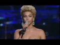 Download Lagu Beyonce singing the Etta James Classic 'At Last'