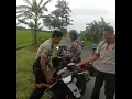 Download Lagu Lucu !! Beginilah Ekspresi Anak Kecil Kalau Terciduk Polisi Sedang Balapan Liar