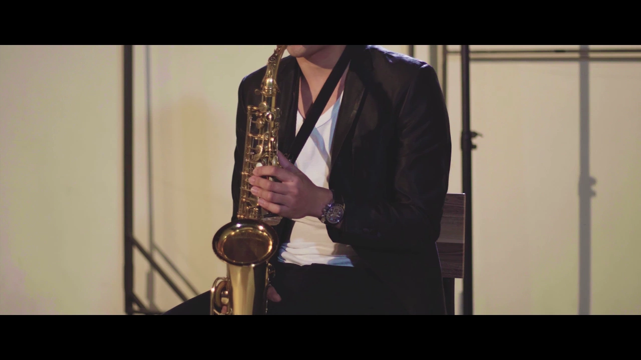 Bruno Mars - Versace on The Floor ( sax cover )