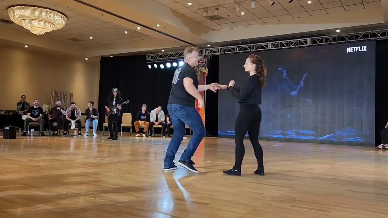 Kylr Redd & Chantelle Pianetta - HST invitational J&J (karaoke)